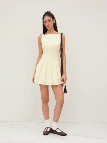 Chic Sweetheart Knotted Ruffle Mini Dress